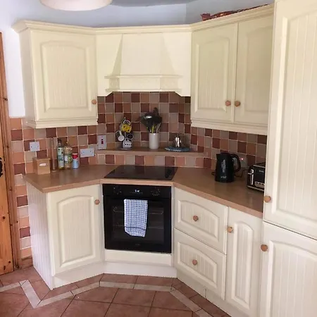 2 Ballyloskey Road Carndonagh