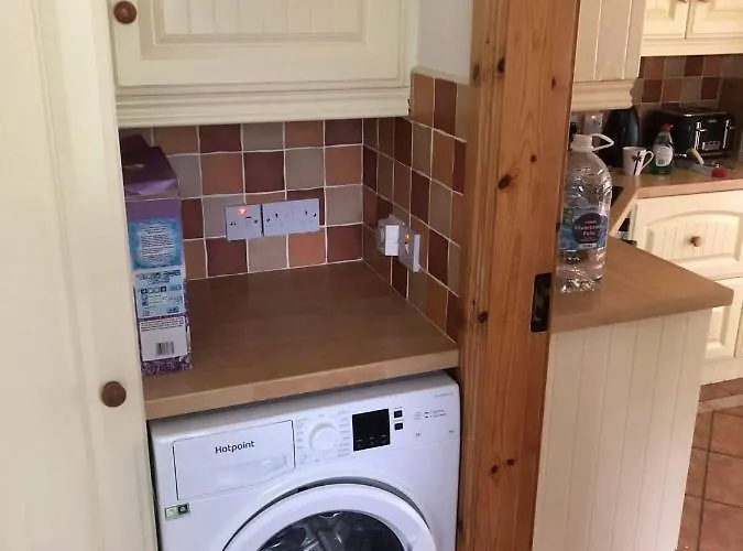 2 Ballyloskey Road Карндона